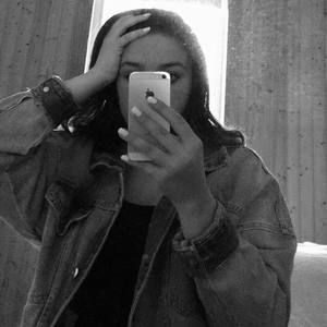 Meet your Posher, Maude